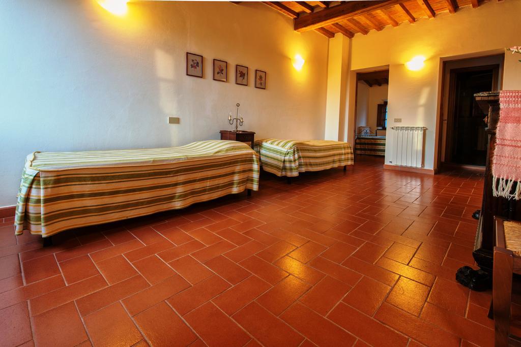 Agriturismo Poggio Al Tesoro Crespina Екстериор снимка