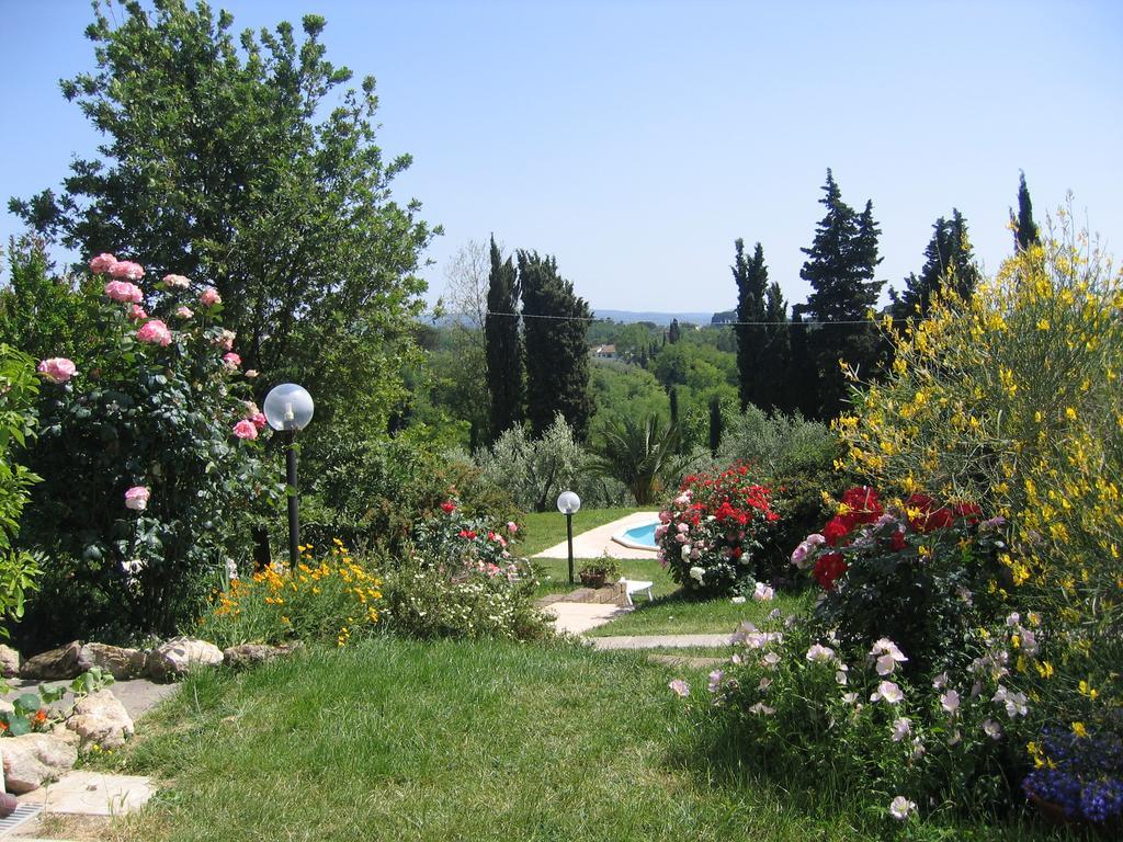 Agriturismo Poggio Al Tesoro Crespina Екстериор снимка