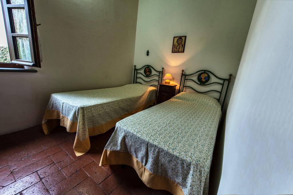 Agriturismo Poggio Al Tesoro Crespina Екстериор снимка